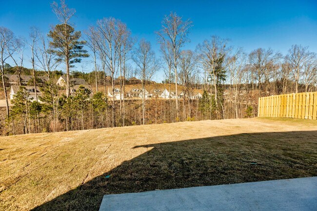 Building Photo - Single Family Home With Spacious Fenced Backyard!