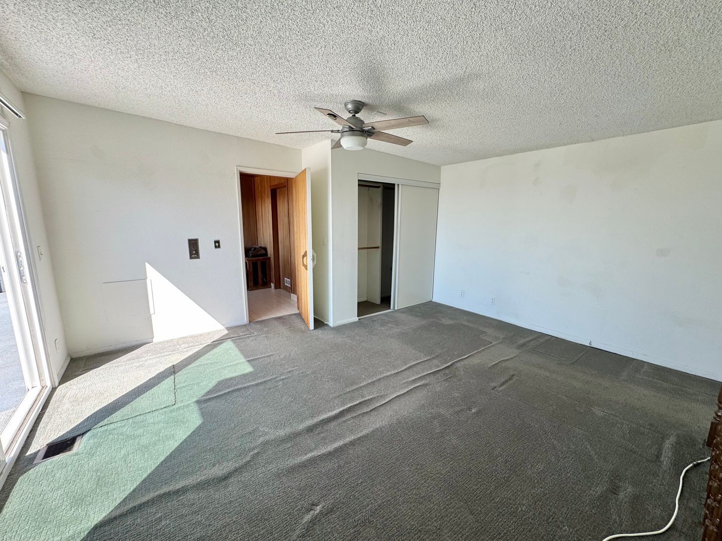 Building Photo - 1444 Centinela Ave