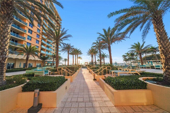 Building Photo - 2501 S Ocean Dr