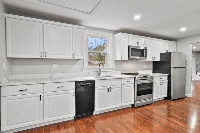 Building Photo - 138 Walker Rd