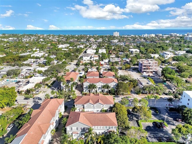 Building Photo - 290 NE 5th Ave