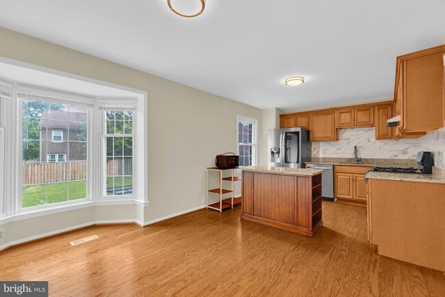 Building Photo - 7428 Fountain Head Dr