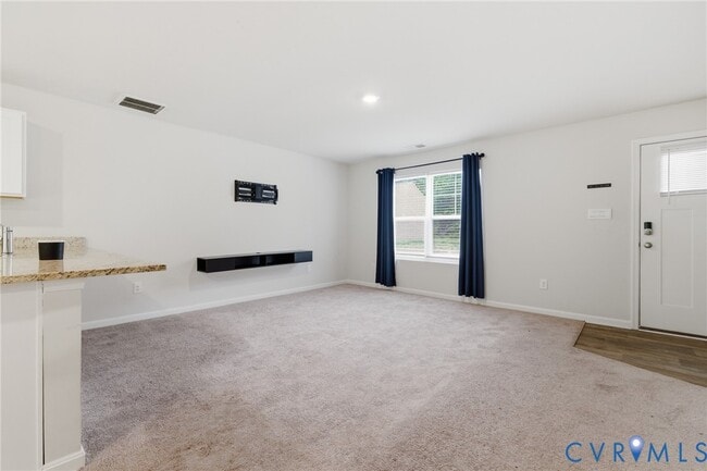 Building Photo - 3605 Roselawn Ter