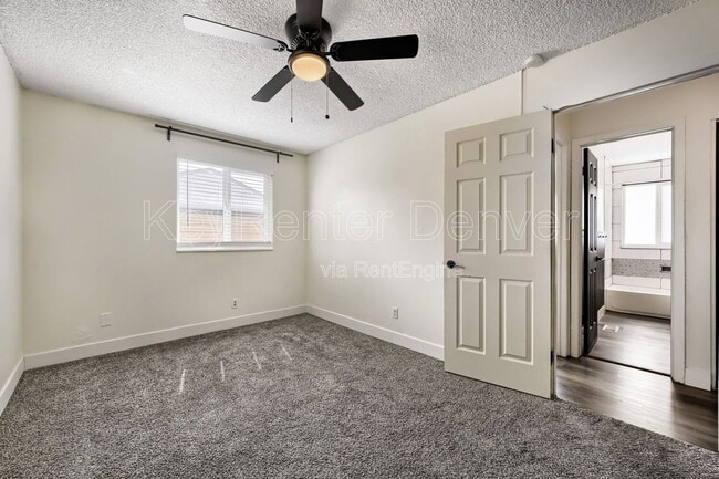 Building Photo - 5543 Atchison St