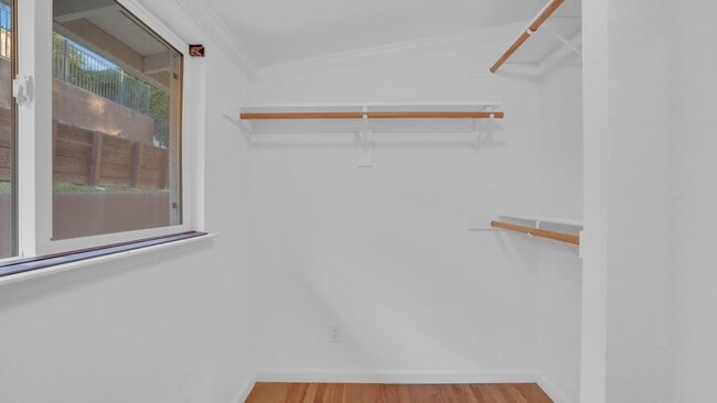 Building Photo - Lovely Home in San Jose near scenic Alum Rock! 2 Bedroom 2 Bath plus 1 Bed/1 Bath ADU