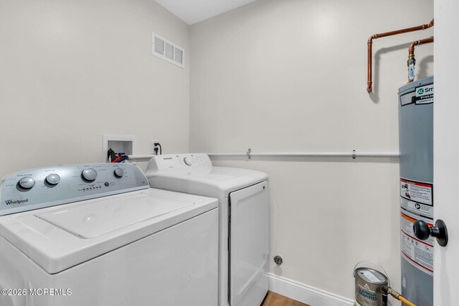 Building Photo - 18-7 Augusta Ct