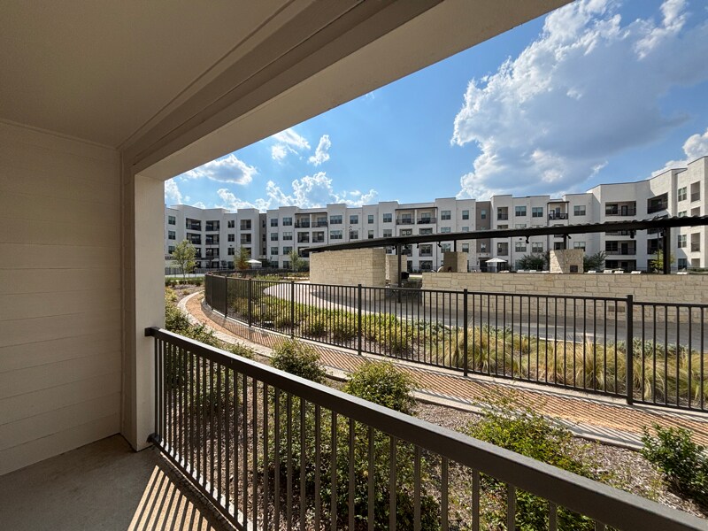 Building Photo - 19500 I-35