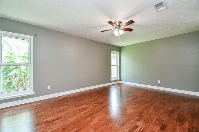 Building Photo - 10426 Alcott Dr