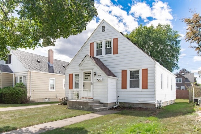 Building Photo - 7208 33rd Ave