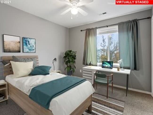 Building Photo - Happy Valley 4 Bedroom Home