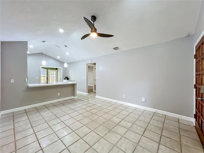 Building Photo - 2557 Riva Ct