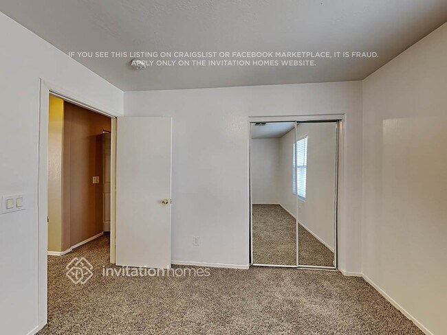 Building Photo - 5319 W Fulton St