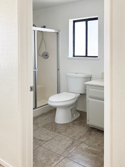 Building Photo - 4745 Karling Pl