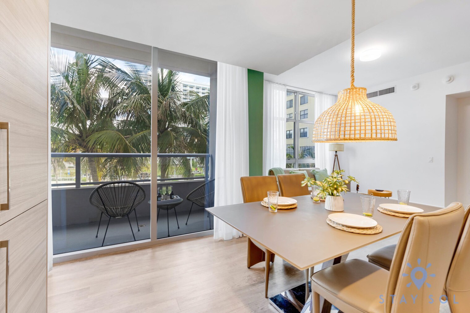 Building Photo - 777 N Ocean Dr