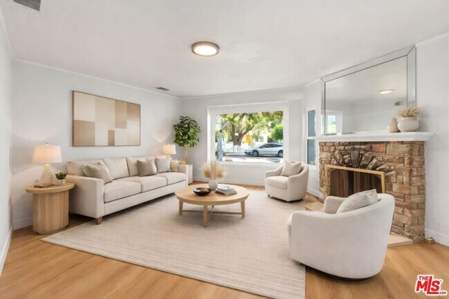 Building Photo - 2522 Armacost Ave