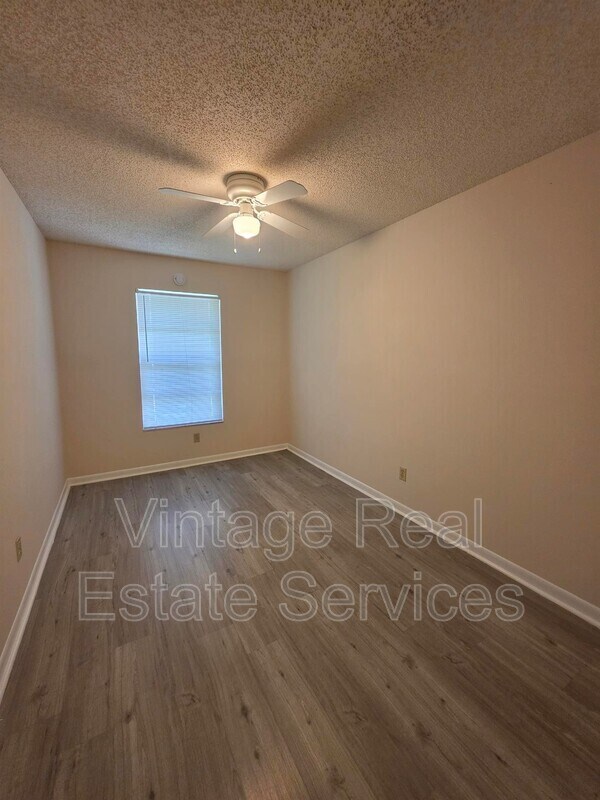 Building Photo - 5194 Sunridge Palms Dr