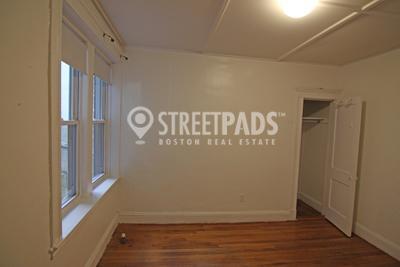 Building Photo - 1 bedroom in Boston MA 02215