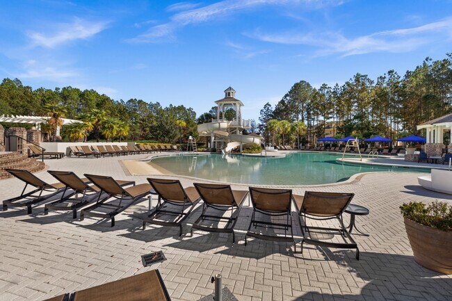 Building Photo - 119 Holloway Hl