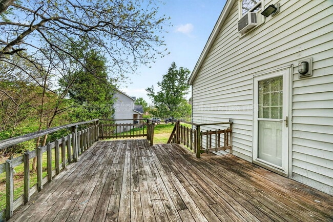 Building Photo - 3966 Kleinschmidt Rd