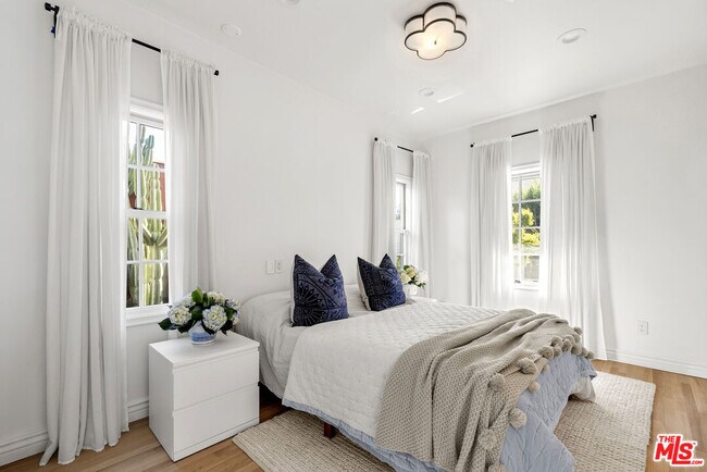 Building Photo - 8835 Betty Way