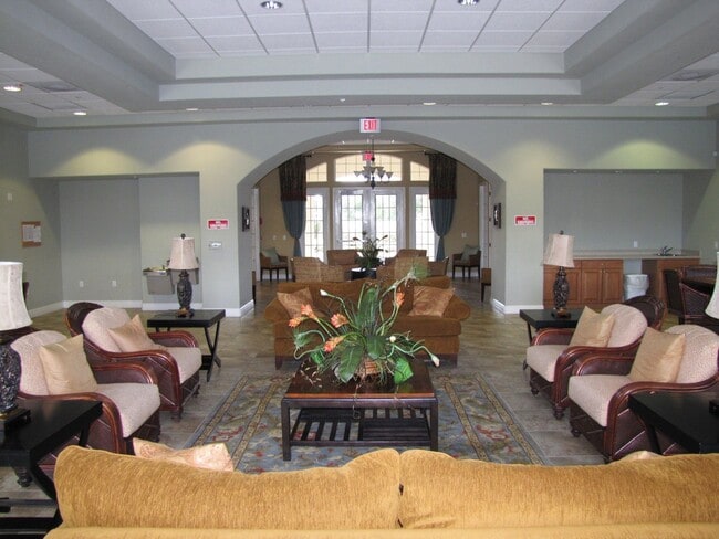 Building Photo - Spacious 3/2 Condo in the Gated Oakwater Community with Single Car Garage!