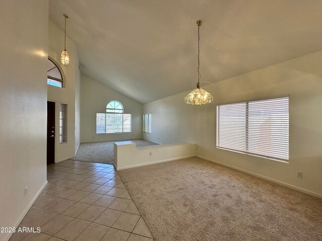 Building Photo - 1667 S Sycamore Pl
