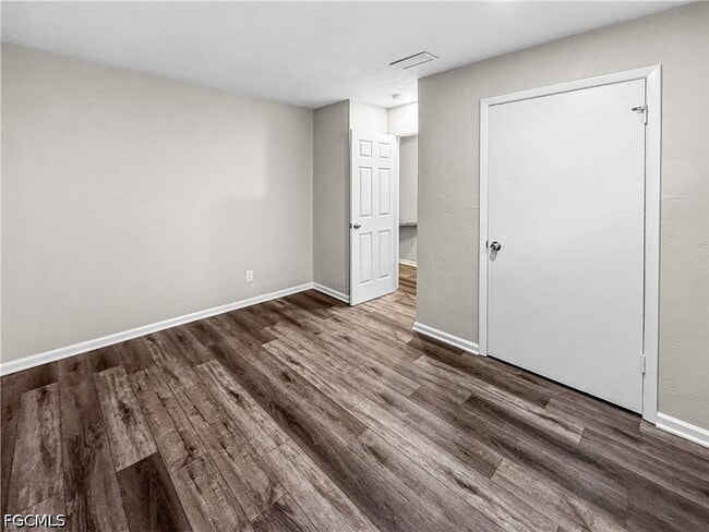 Building Photo - 3744 Estelle Ave