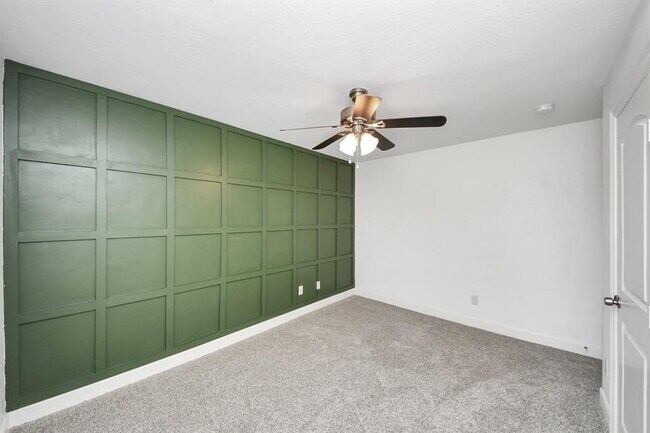 Building Photo - 333 Mammoth Springs Ln