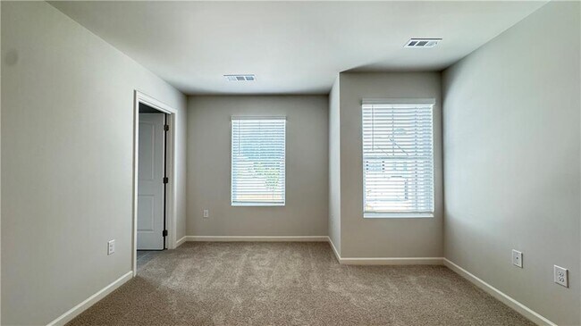 Building Photo - 3190 Greyton Dr