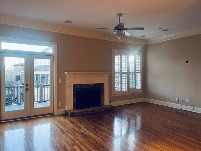 Building Photo - 144 W Ridge Way