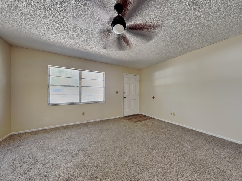 Building Photo - 15696 Bolesta Rd