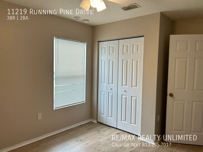 Building Photo - 11219 Running Pine Dr