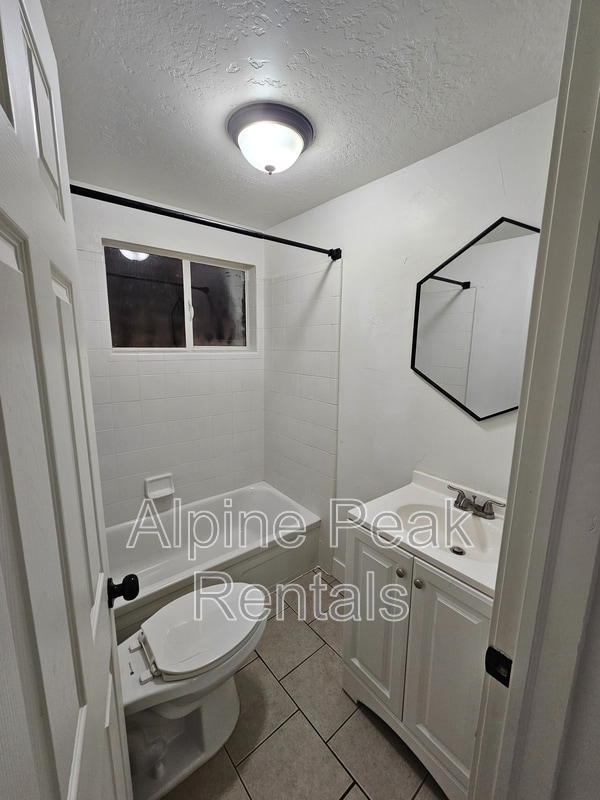 Building Photo - 4058 S 300 E