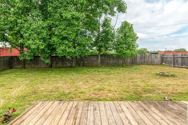 Building Photo - 104 Amelia Ct