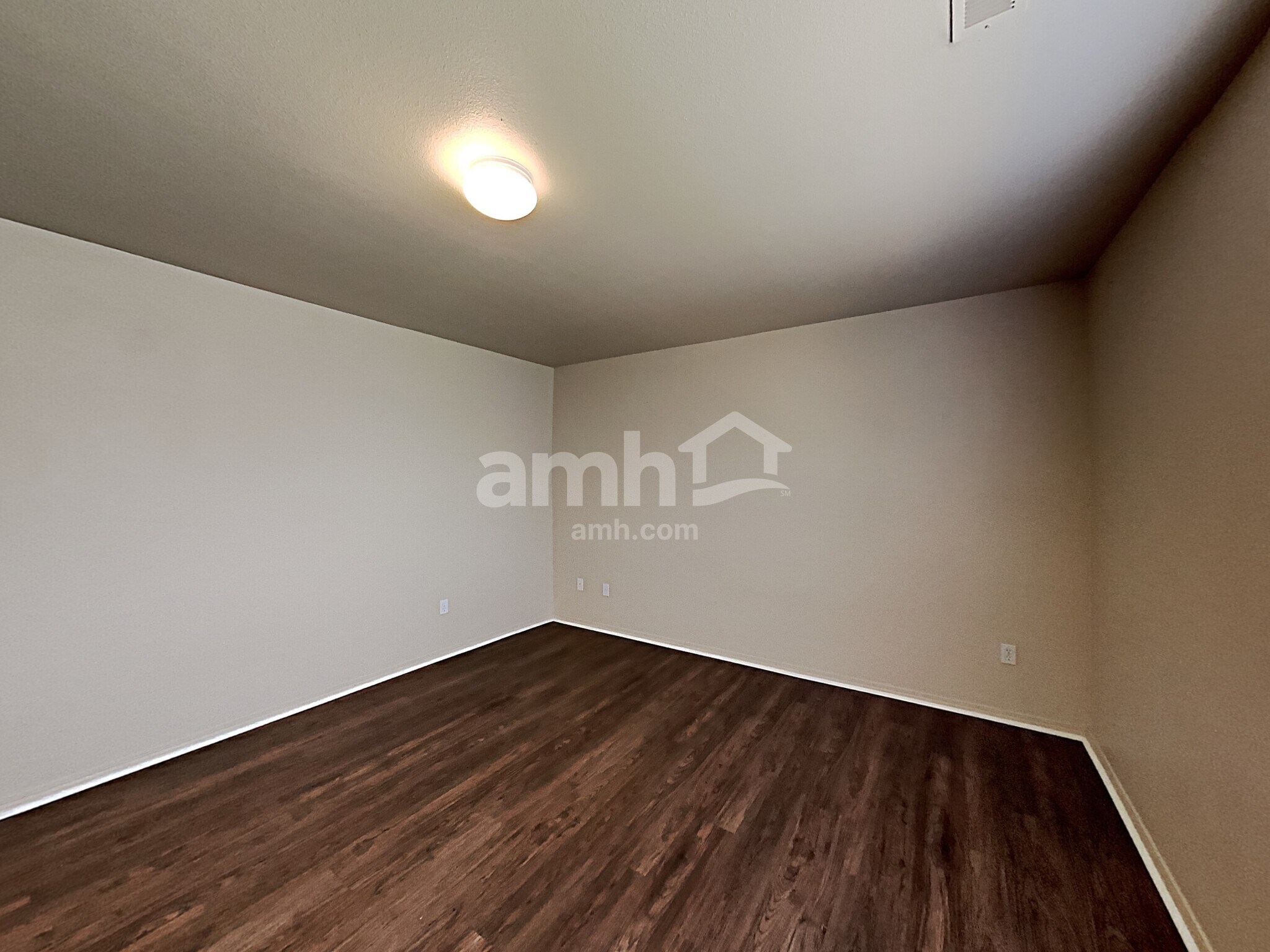 Building Photo - 2776 Willow Way