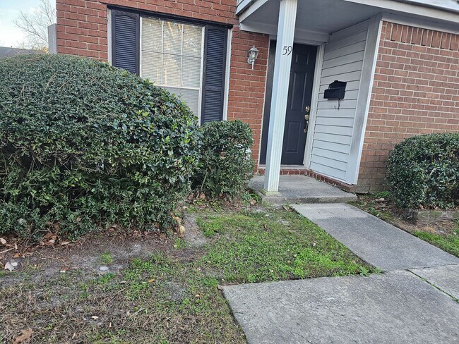 Building Photo - 59 Knollwood Cir