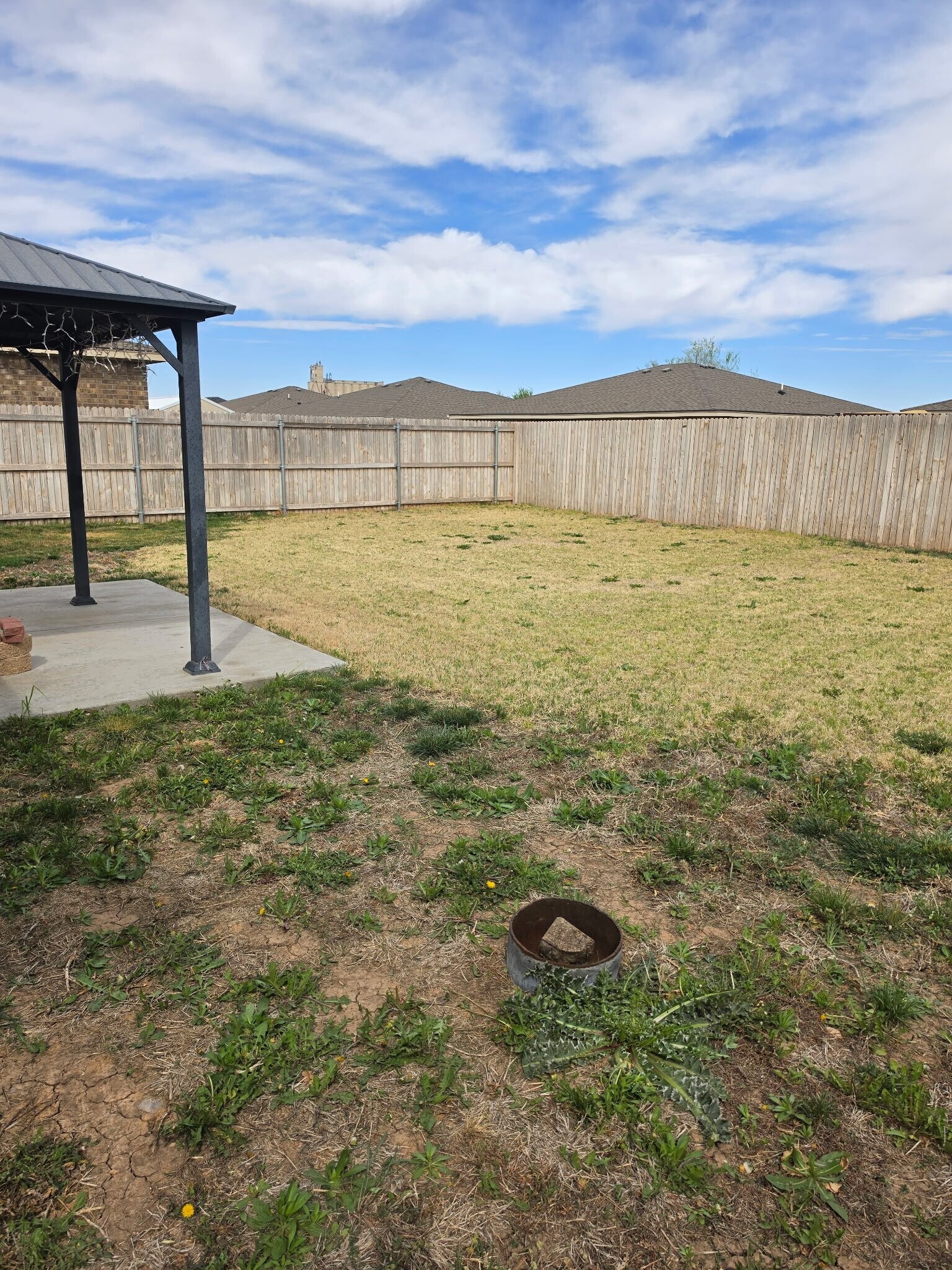 Building Photo - 607 Lochridge St