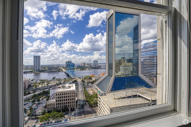 11 East View