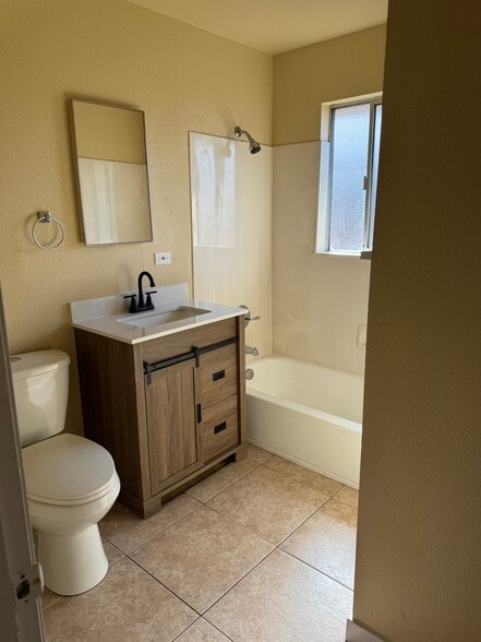 bathroom, shower over tup - 2227 16th Ave