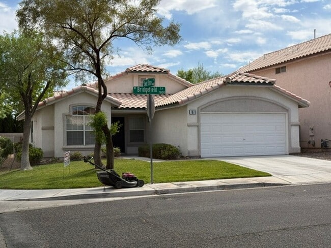 Building Photo - STUNNING 3BD/2BA SINGLE STORY BEAUTY IN THE HEART OF THE SOUTHWEST!!  **GORGEOUSLY REMODELED!! **...