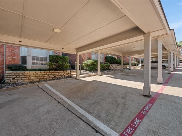 Building Photo - 12660 Hillcrest Rd