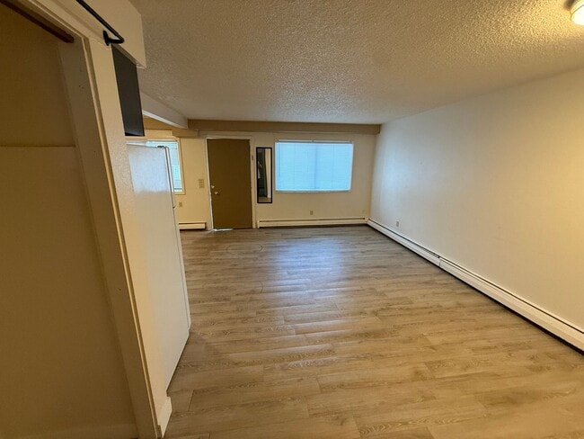 Building Photo - 3630 O'Malley Rd