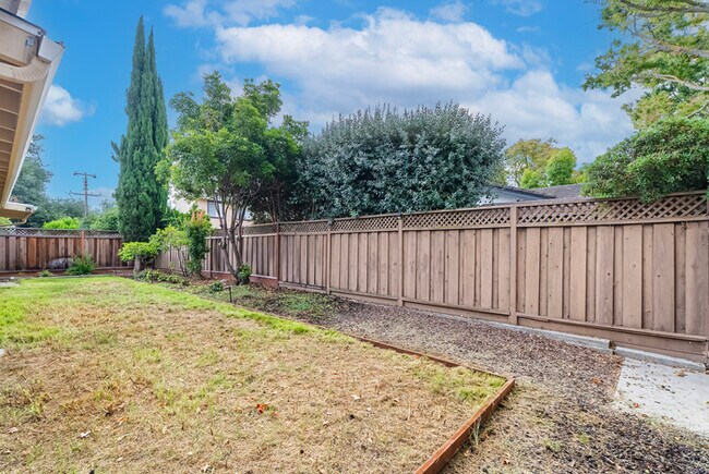 Building Photo - West San Jose home four bedrooms three baths with separate bedroom and full bath