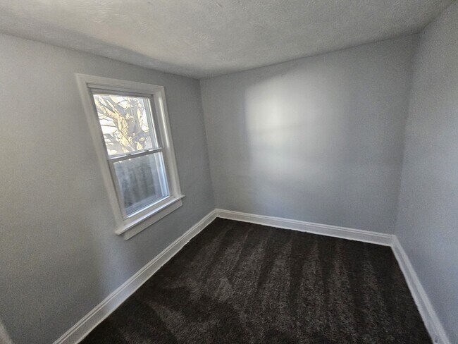 Building Photo - 12405 Signet Ave