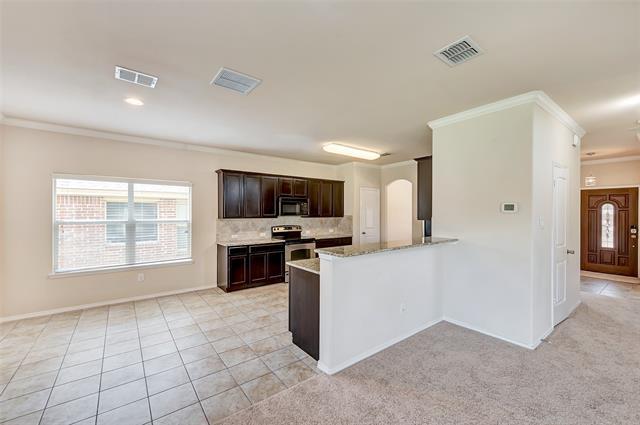Building Photo - 9124 Spurs Trail
