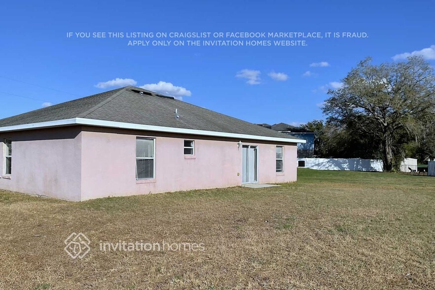 Building Photo - 643 Parakeet Ct