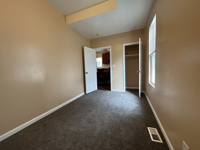 First Floor Bedroom 1-1 - 697 Allyn St