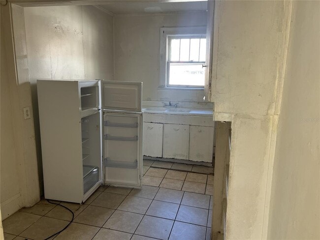 Building Photo - 720 6th St NW