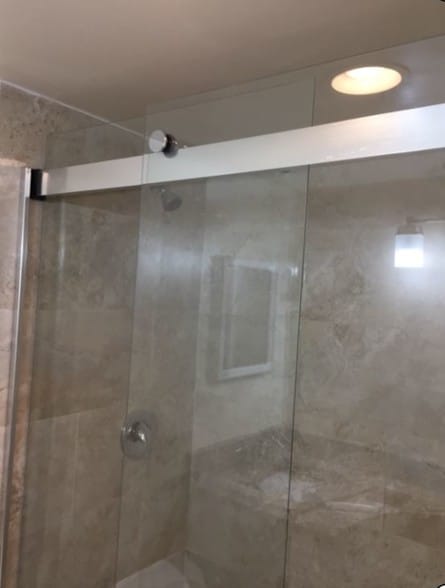 Shower Door 1 - 950 25th St NW