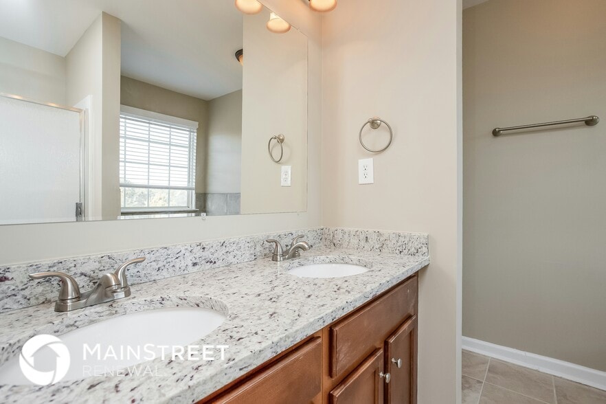 Building Photo - 153 Elderberry Point